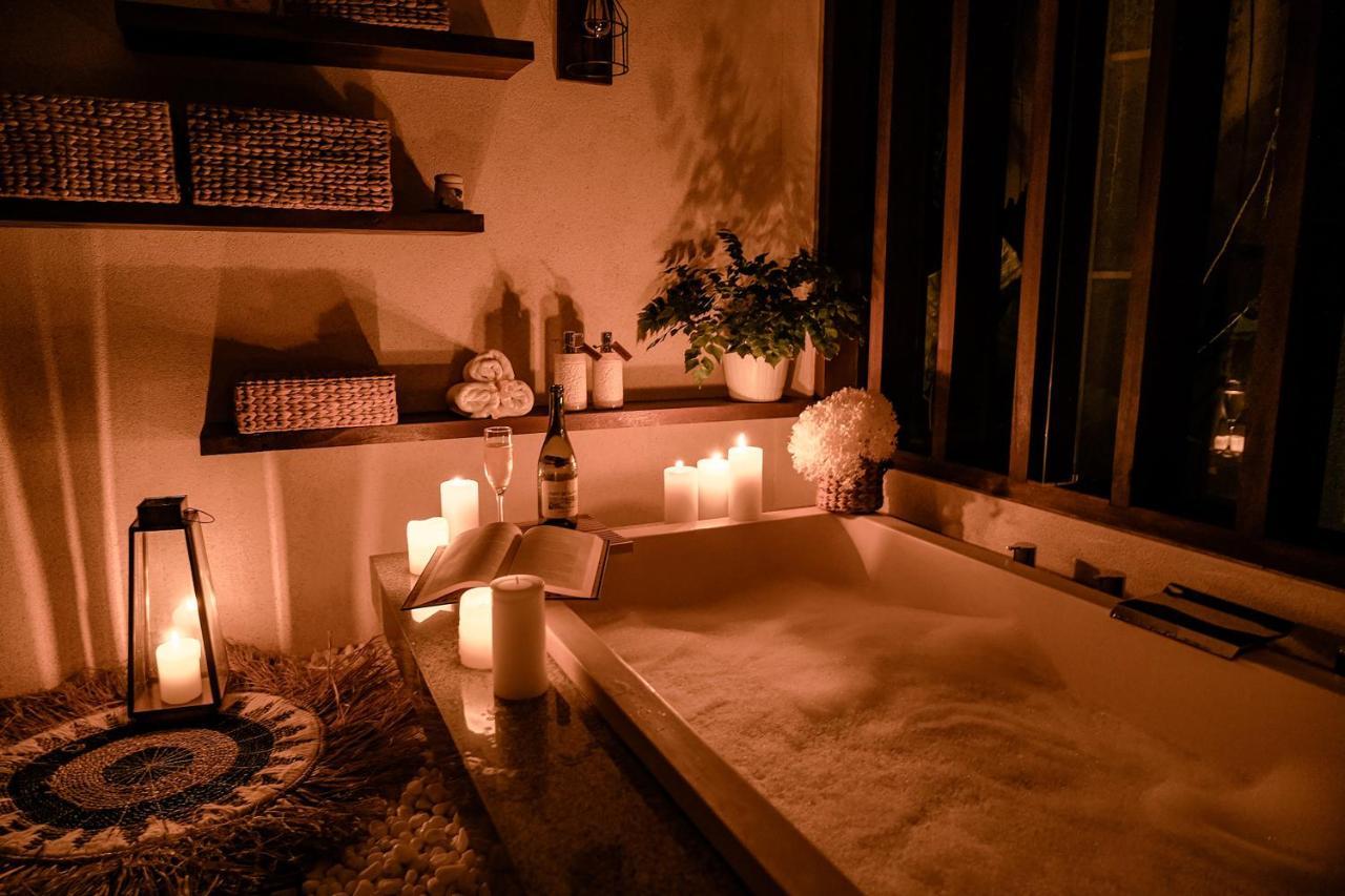 Sunset Palms Beach Villa Jimbaran Екстериор снимка