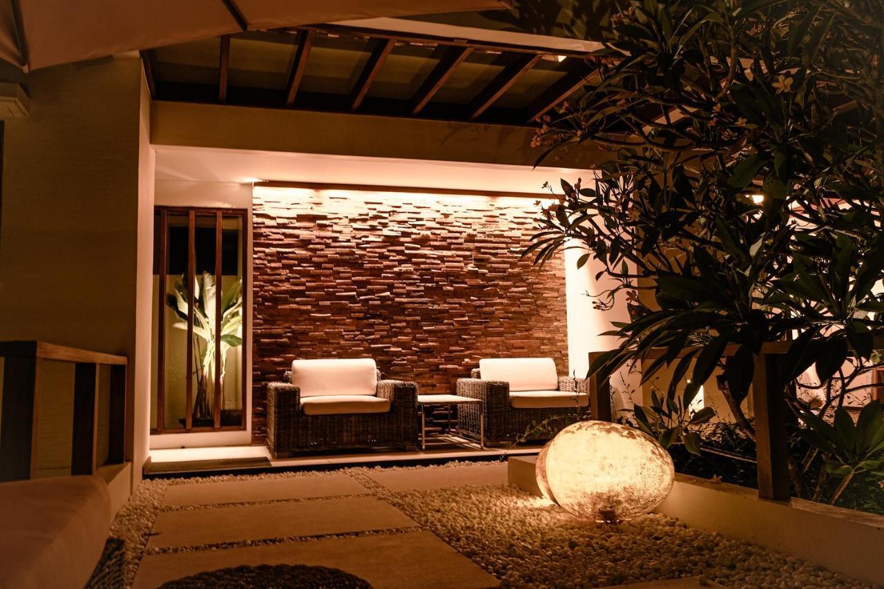 Sunset Palms Beach Villa Jimbaran Екстериор снимка