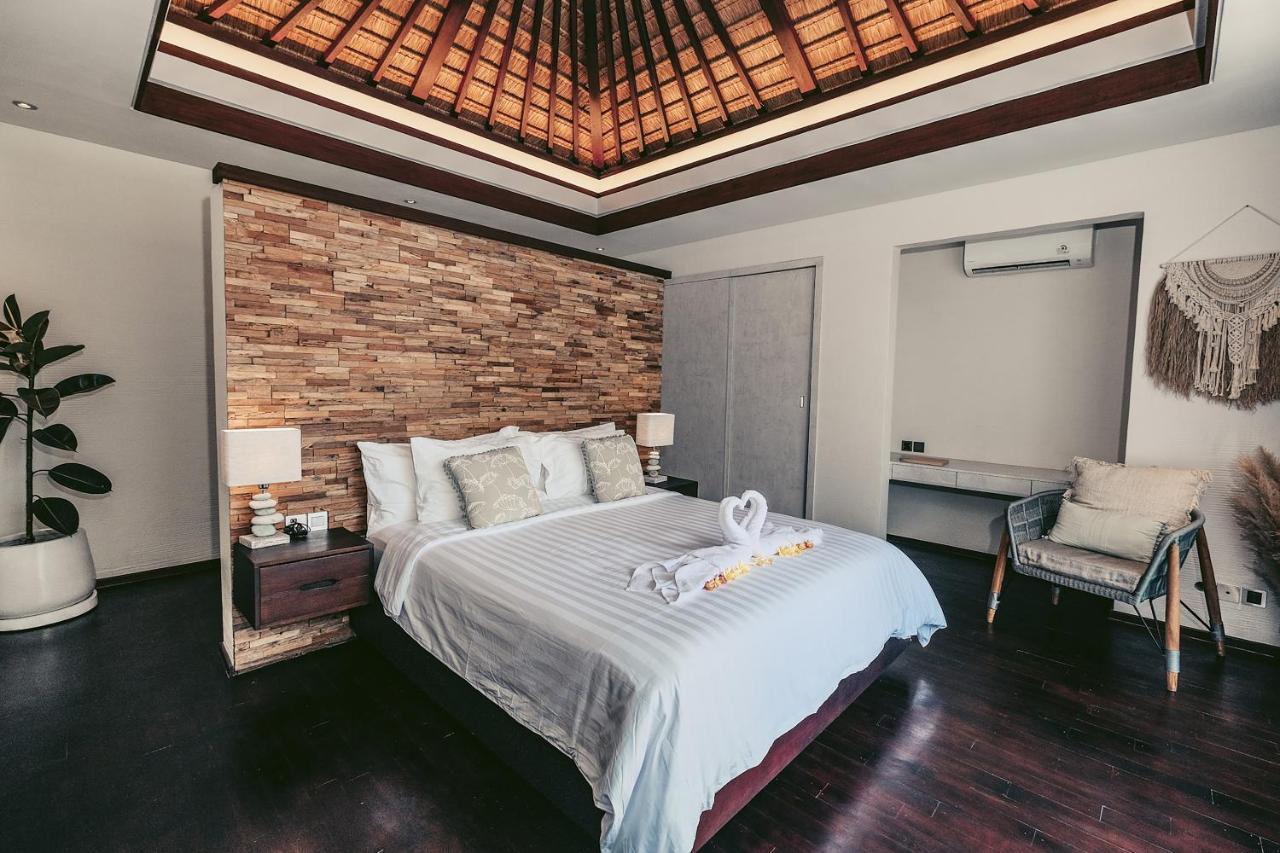 Sunset Palms Beach Villa Jimbaran Екстериор снимка